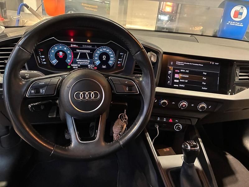 Gebraucht Audi A1 116 PS (85 kW) 2019 Schwarz SUV