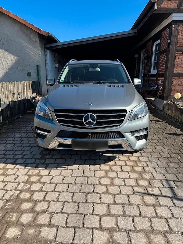 Gebraucht Mercedes ML350 258 PS (189 kW) 2015 Silber SUV