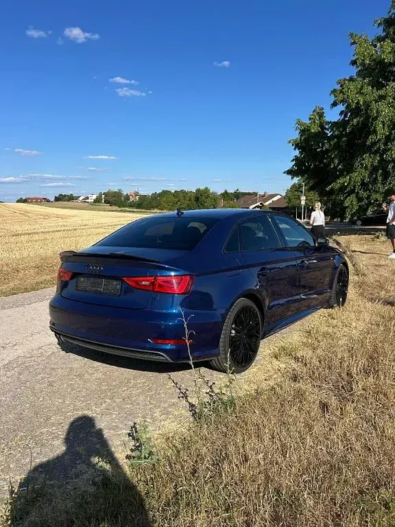 Gebraucht Audi A3 S-Line 150 PS (110 kW) 2016 Blau Limousine