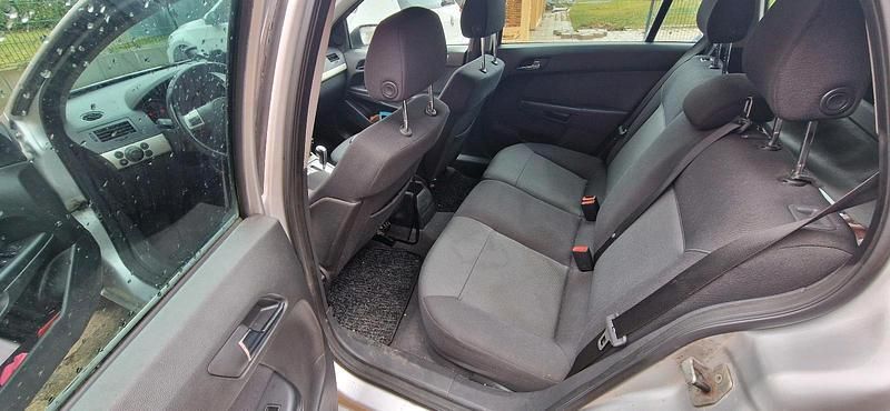 Gebraucht Opel Astra 120 PS (88 kW) 2007 Grau Kombi