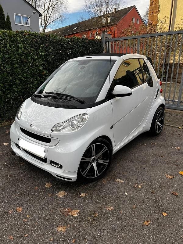 Weiß Gebraucht 2011 Smart ForTwo Cabrio Brabus Cabrio | 4.250 € (Guter Preis) - Bild 1/4