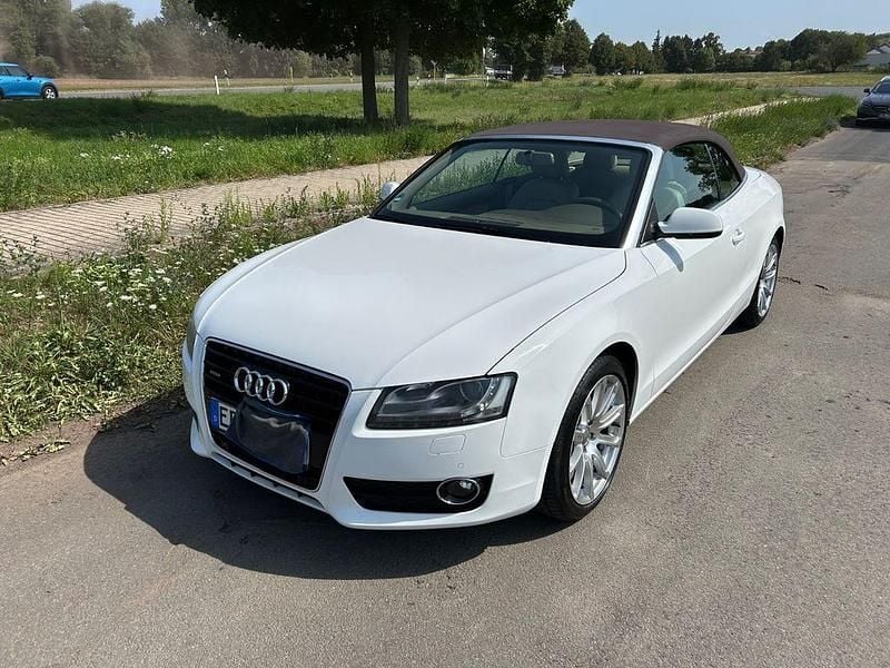 Weiß Gebraucht 2010 Audi A5 Cabriolet Cabrio | 12.900 € (Fairer Preis) - Bild 1/4