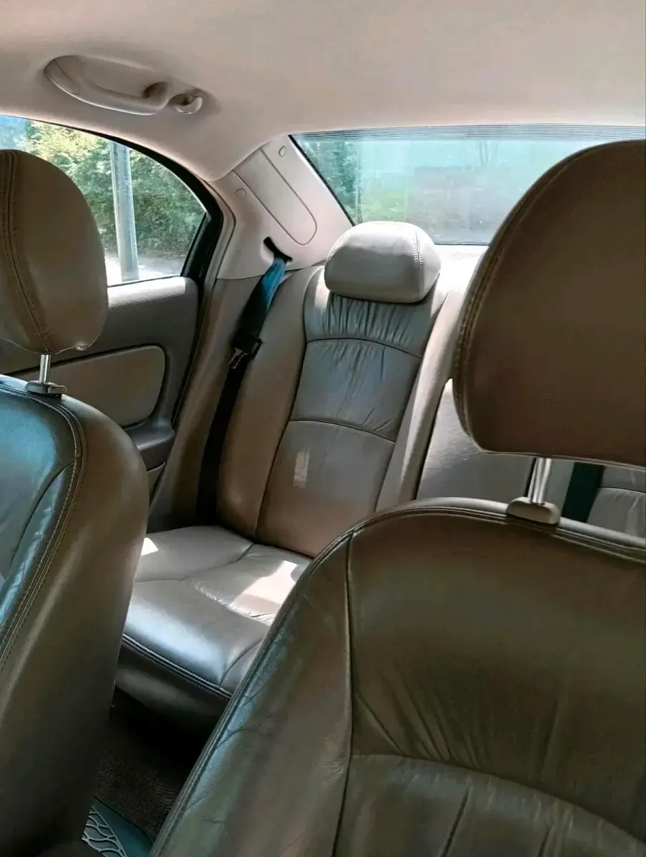 Gebraucht Chrysler Sebring 141 PS (103 kW) 2002 Schwarz Limousine