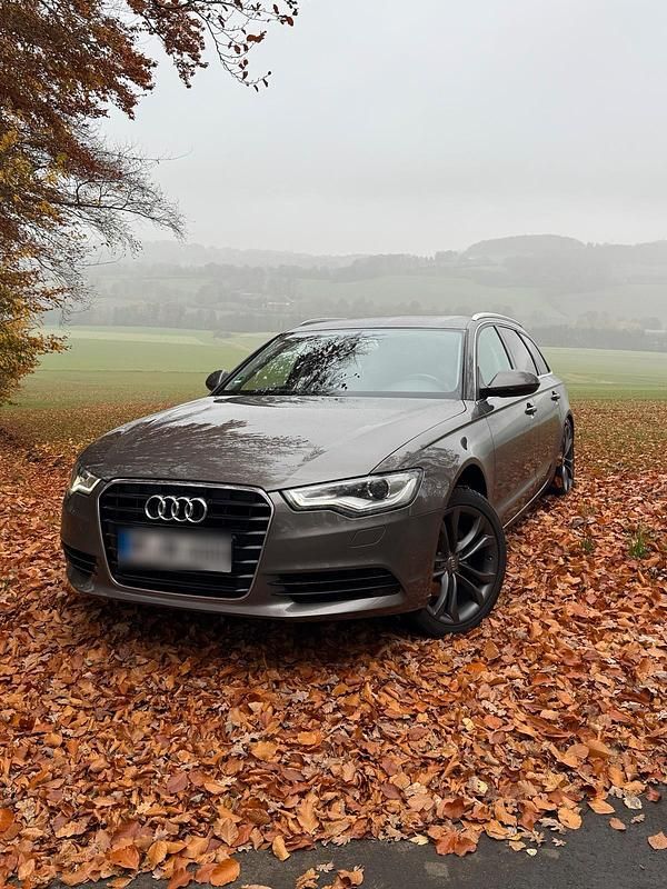 Gebraucht Audi A6 177 PS (130 kW) 2013 Andere farben Kombi