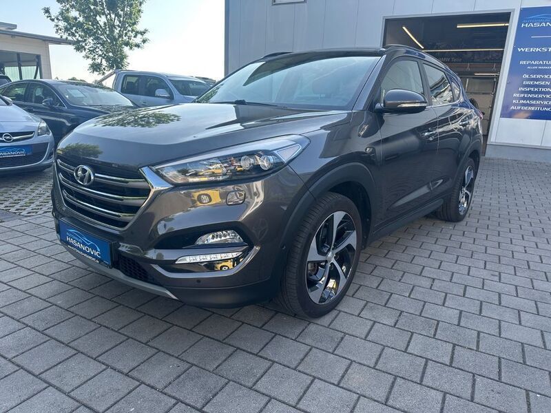 Braun Gebraucht 2016 Hyundai Tucson Premium SUV | 19.900 € (Etwas zu teuer) - Bild 1/4