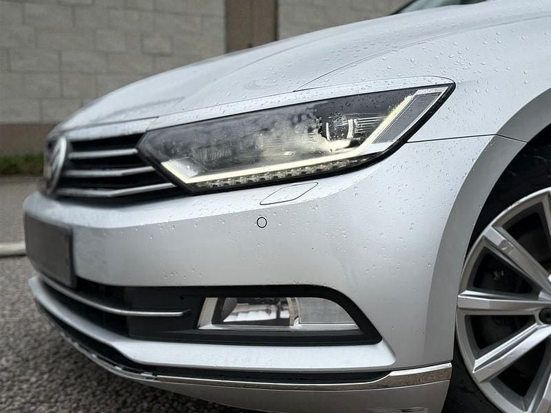 Gebraucht VW Passat Highline 120 PS (88 kW) 2019 Silber Kombi