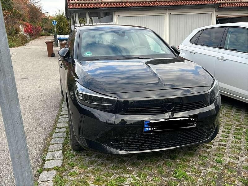 Schwarz Gebraucht 2024 Opel Corsa GS Line Limousine | 15.500 € (Superpreis) - Bild 1/4