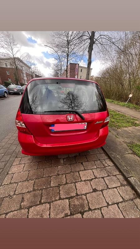 Gebraucht Honda Jazz 82 PS (60 kW) 2005 Rot Kleinwagen