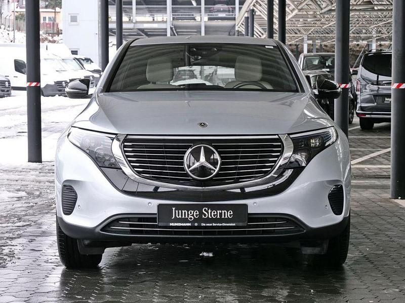 Gebraucht Mercedes EQC400 Electric Art 300 kW (408 PS) 2022 Hightechsilber metallic metallic SUV