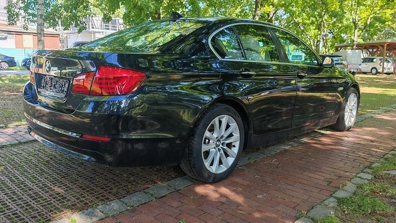 Gebraucht BMW 530 258 PS (189 kW) 2014 Schwarz Limousine