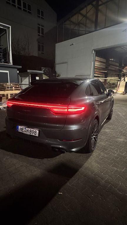 Gebraucht Porsche Cayenne 340 PS (250 kW) 2021 Grau SUV