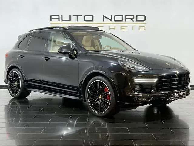 Gebraucht Porsche Cayenne 441 PS (324 kW) 2017 Schwarz SUV