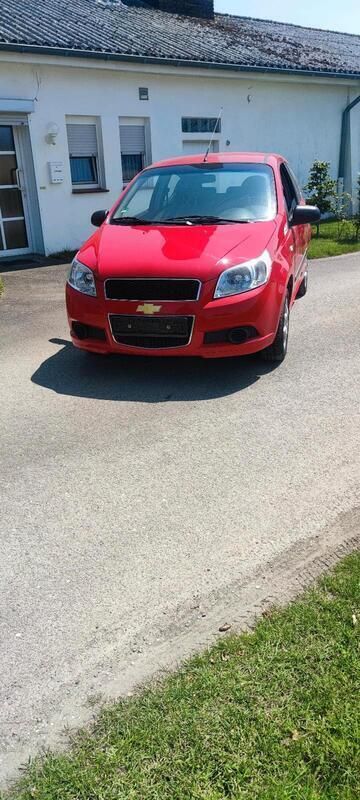 Rot Gebraucht 2010 Chevrolet Aveo Kleinwagen | 1.700 € - Bild 1/4