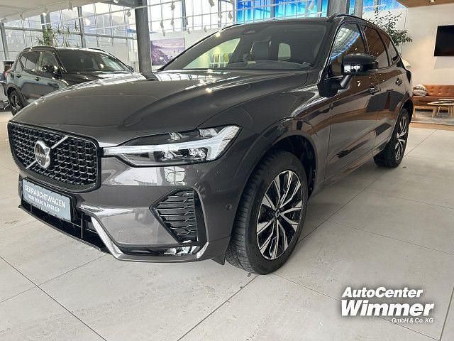 Gebraucht Volvo XC60 Plus 197 PS (144 kW) 2023 Farbe: grau SUV