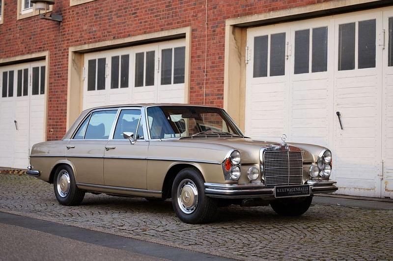 Gebraucht Mercedes W109 250 PS (183 kW) 1972 Beige Limousine