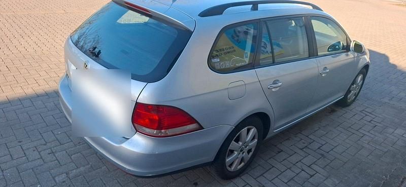 Gebraucht VW Golf V Trendline 105 PS (77 kW) 2007 Silber Kombi