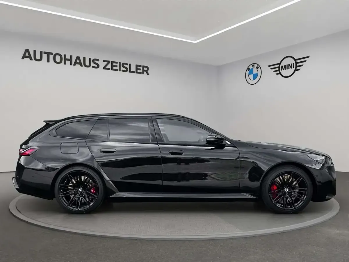 Neu BMW M5 Performance 727 PS (534 kW) 2025 Schwarz Limousine