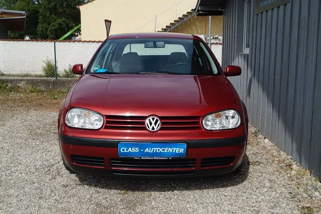 Brugt VW Golf III 101 HK (74 kW) 1998 Rød Sedan