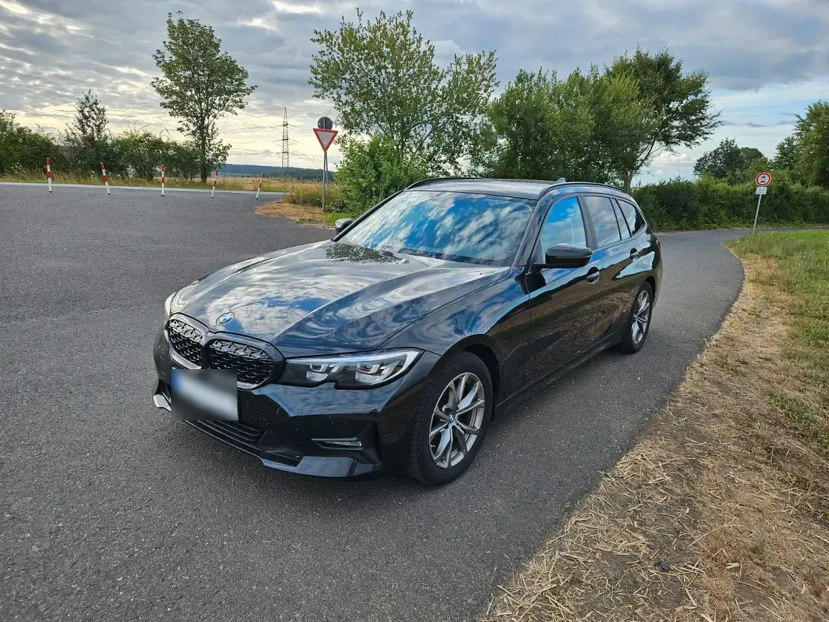 Gebraucht BMW 320 190 PS (139 kW) 2020 Schwarz Kombi