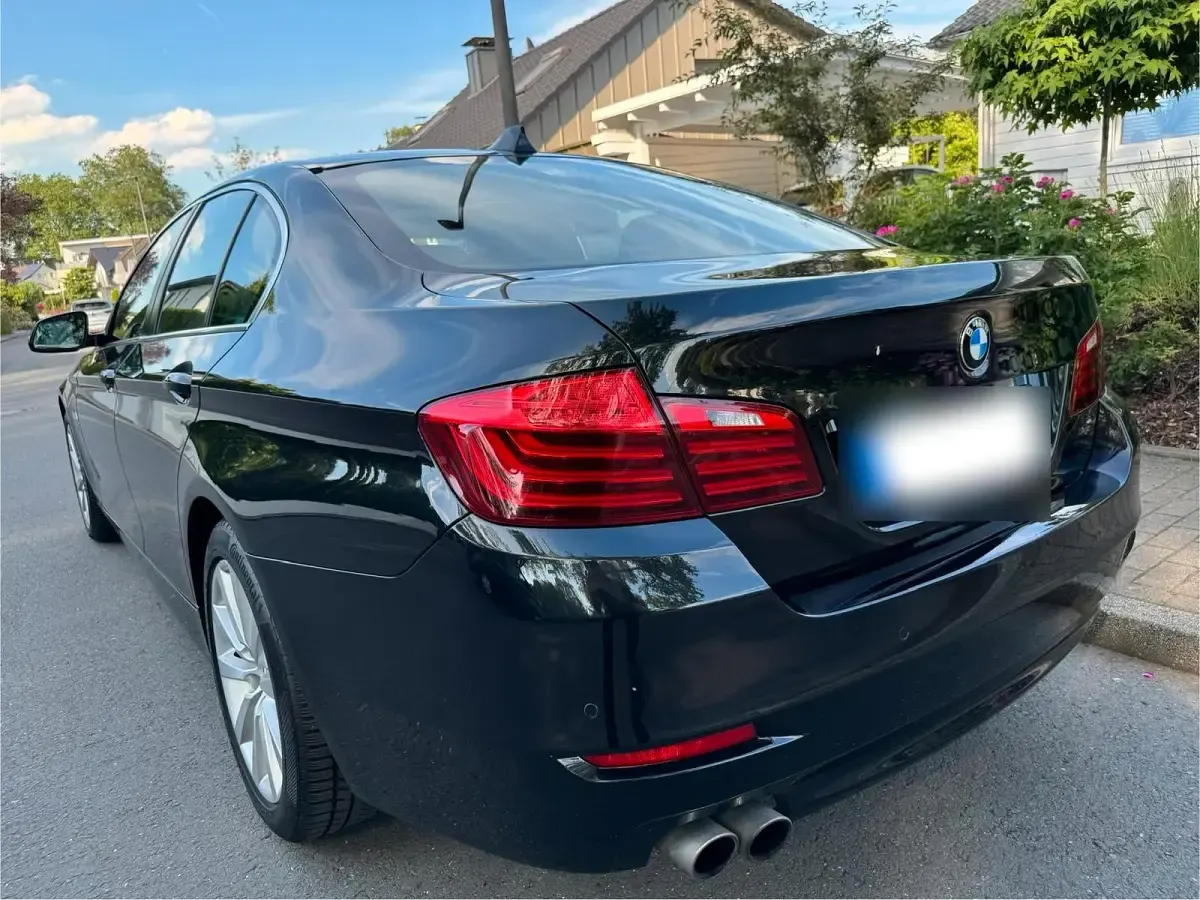 Gebraucht BMW 520 184 PS (135 kW) 2016 Schwarz Limousine