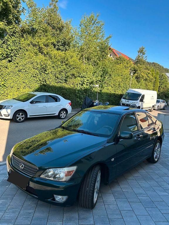 Gebraucht 1999 Lexus IS200 Sport Line Limousine | 13.899 € - Bild 1/4