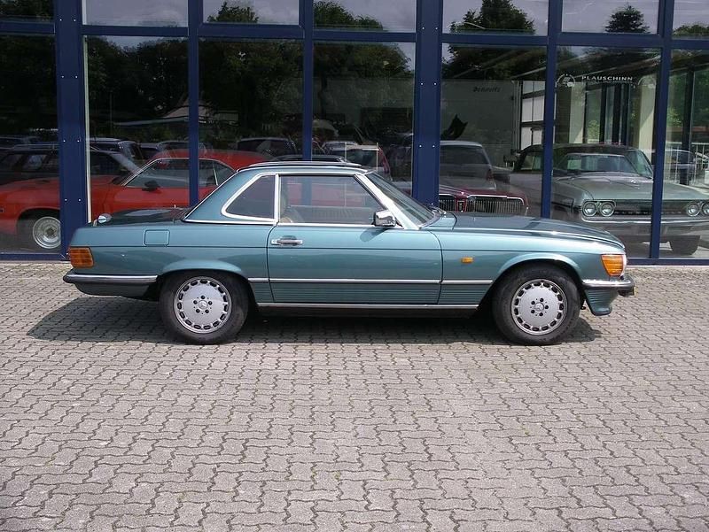 Gebraucht Mercedes 560 231 PS (169 kW) 1988 Blau Cabrio