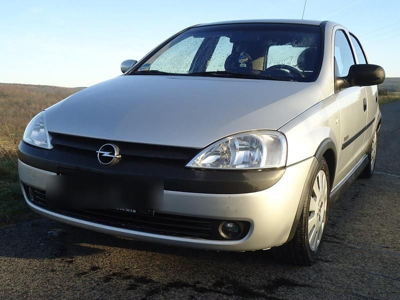 Gebraucht Opel Corsa Elegance 75 PS (55 kW) 2002 Silber Kleinwagen