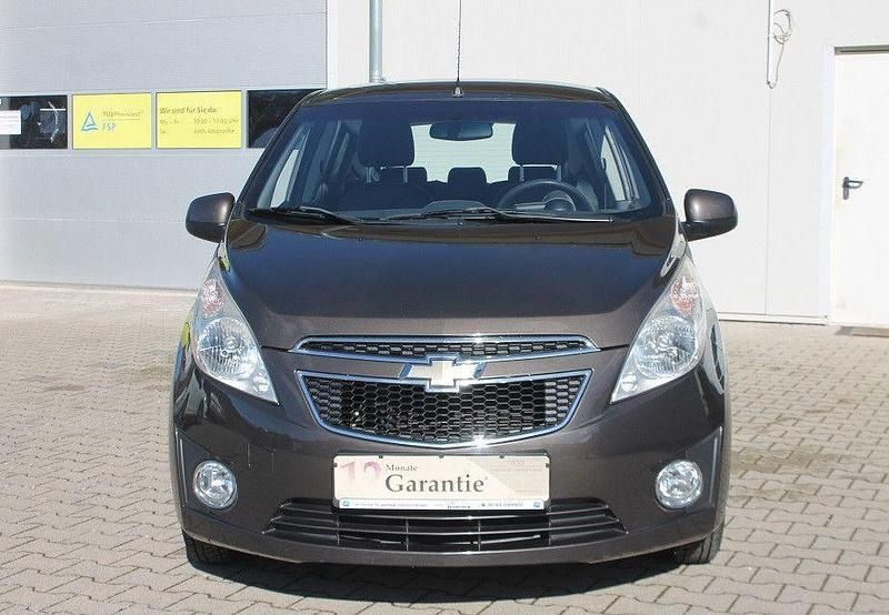 Gebraucht Chevrolet Spark 68 PS (50 kW) 2011 Braun Kleinwagen