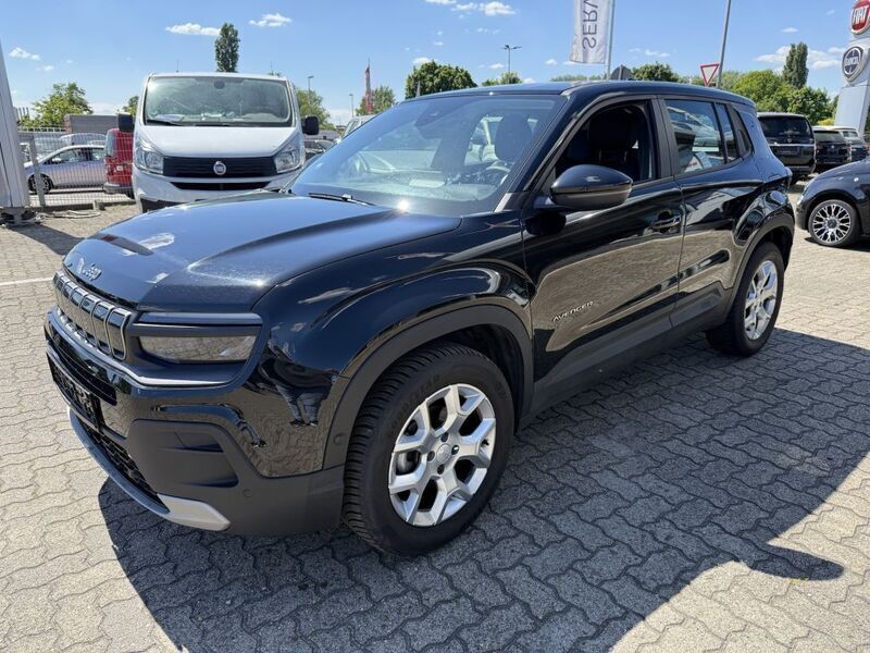 Volcano black Gebraucht 2024 Jeep Avenger Altitude SUV | 18.990 € (Fairer Preis) - Bild 1/4
