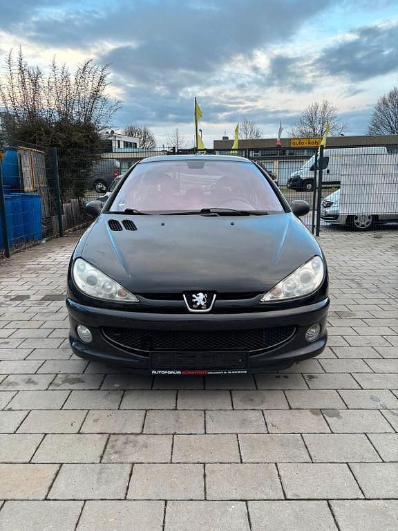 Gebraucht Peugeot 206 75 PS (55 kW) 2007 Schwarz Limousine