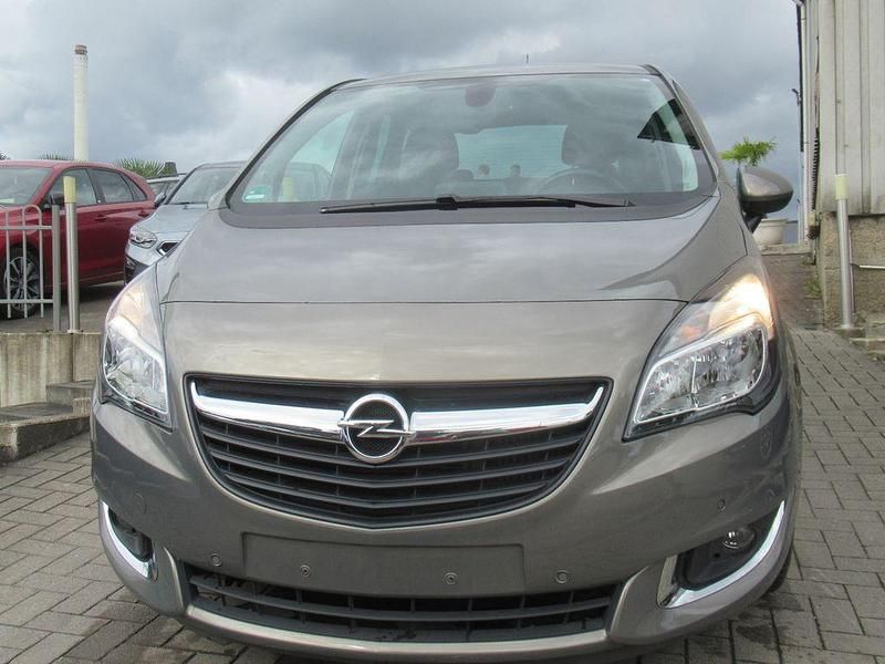 Braun Gebraucht 2016 Opel Meriva drive Van / Kleinbus | 10.990 € (Fairer Preis) - Bild 1/4