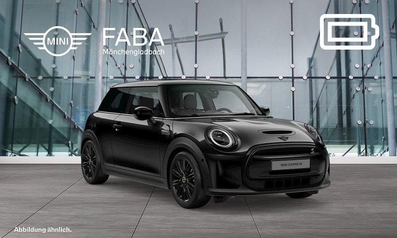 Gebraucht Mini Cooper SE Classic 135 kW (184 PS) 2023 Schwarz Kleinwagen