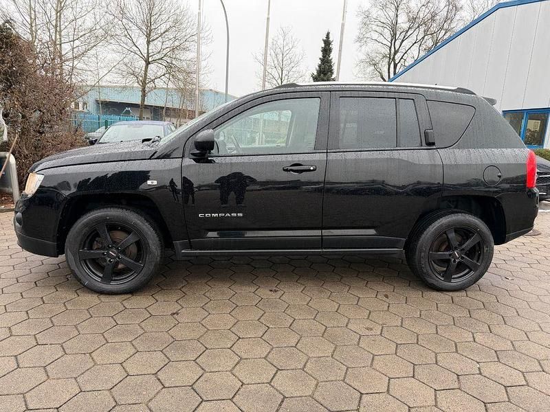 Gebraucht Jeep Compass Limited 163 PS (119 kW) 2012 Schwarz SUV