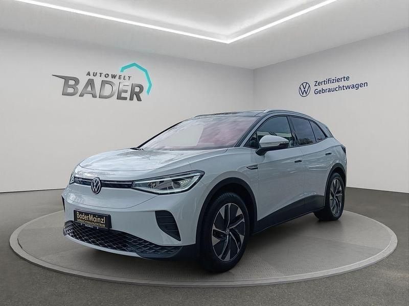 Gletscherweiß metallic Gebraucht 2021 VW ID.4 Pro Performance SUV | 28.880 € (Fairer Preis) - Bild 1/4