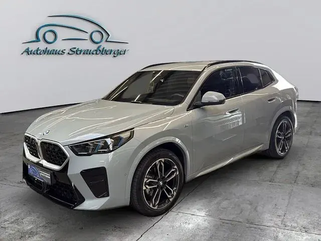 Gebraucht BMW X2 M Sport 163 PS (119 kW) 2025 Grau SUV