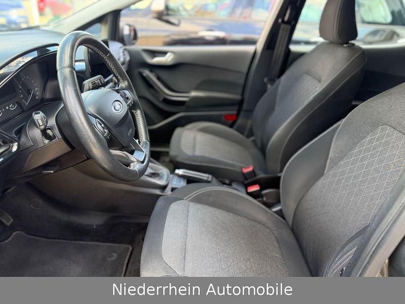 Gebraucht Ford Fiesta Active 86 PS (63 kW) 2020 Grau Kleinwagen
