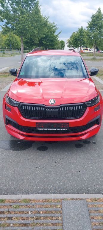 Rot Gebraucht 2022 Skoda Kodiaq SportLine SUV | 27.000 € (Fairer Preis) - Bild 1/4