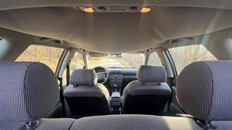 Gebraucht Audi A3 Ambiente 102 PS (75 kW) 2003 Silber Kleinwagen