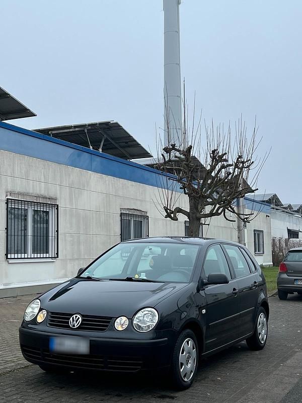 Second-hand VW Polo 54 CP (39 kW) 2003 Negru Hatchback