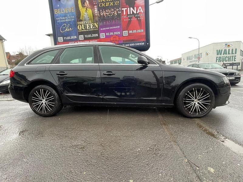 Gebraucht Audi A4 Ambiente 190 PS (139 kW) 2011 Schwarz Kombi