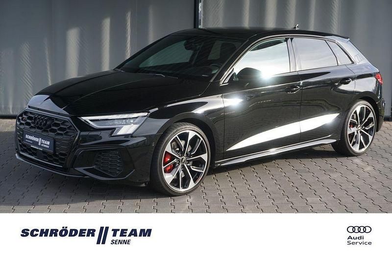 Mythosschwarz metallic Gebraucht 2023 Audi S3 Sport Limousine | 40.890 € (Fairer Preis) - Bild 1/4