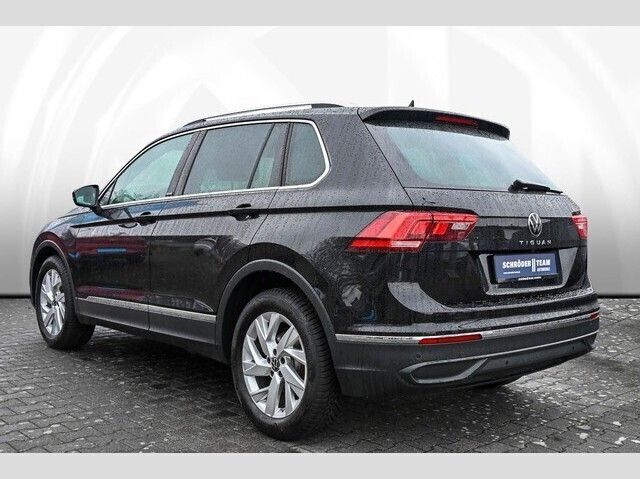 Gebraucht VW Tiguan Move 150 PS (110 kW) 2023 Schwarz SUV