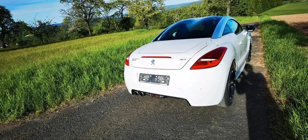 Gebraucht Peugeot RCZ 156 PS (114 kW) 2012 Weiß Coupé