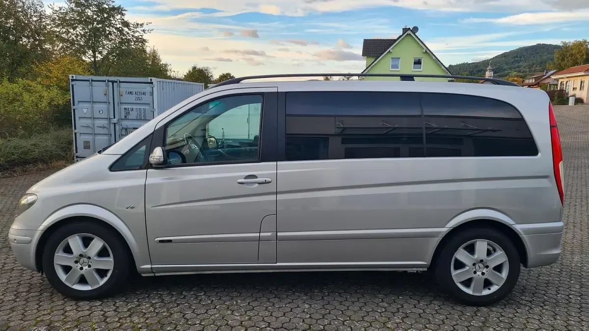 Gebraucht Mercedes Viano 204 PS (150 kW) 2008 Silber Van / Kleinbus