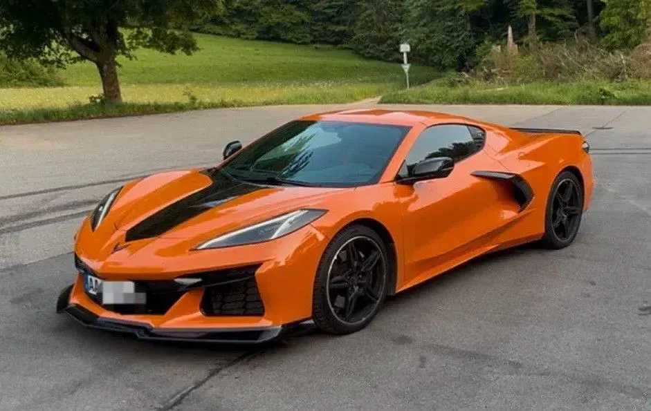 Używany Corvette C8 502 KM (369 kW) 2023 Pomarańczowy