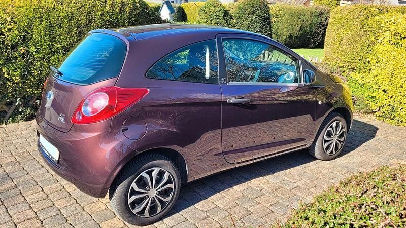 Gebraucht Ford Ka Ambiente 69 PS (50 kW) 2011 Violett Kleinwagen
