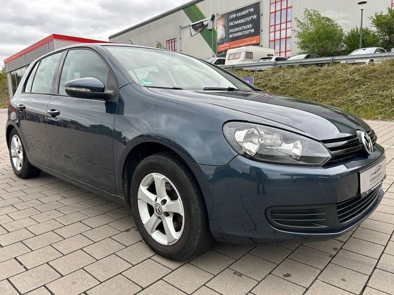 Blau Gebraucht 2009 VW Golf VI Trendline Limousine | 2.999 € (Superpreis) - Bild 1/4