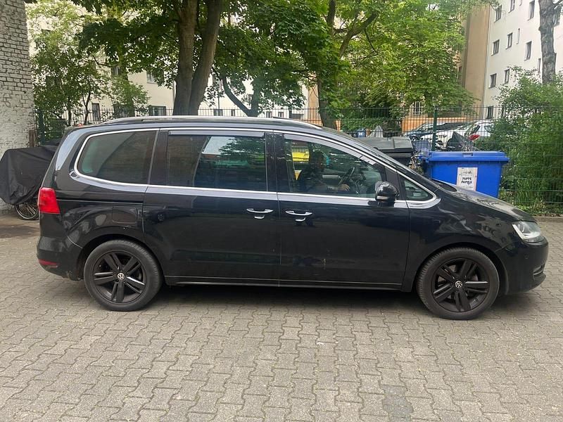 Gebraucht VW Sharan 170 PS (125 kW) 2010 Schwarz Van / Kleinbus