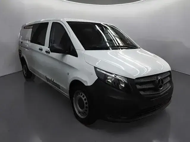 Gebraucht Mercedes Vito 136 PS (100 kW) 2023 Weiß Van
