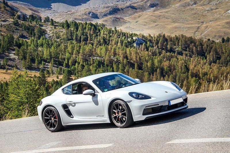 Weiß Gebraucht 2023 Porsche Cayman GTS Coupé | 84.900 € (Superpreis) - Bild 1/4
